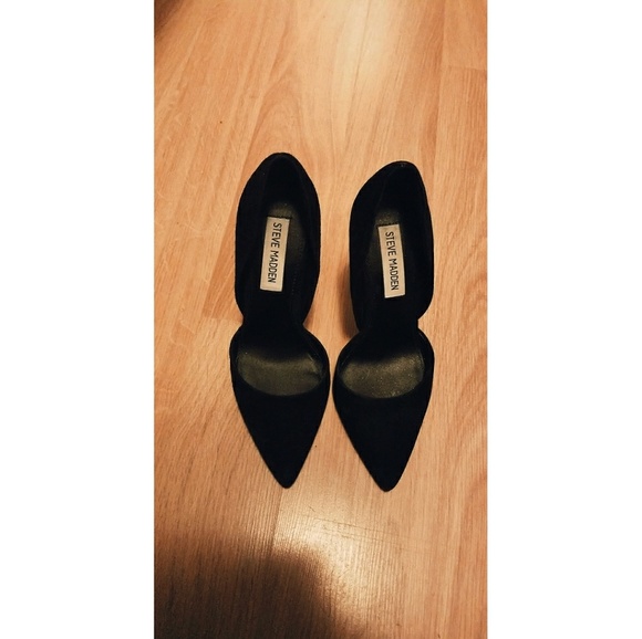 Heels - Picture 3 of 5